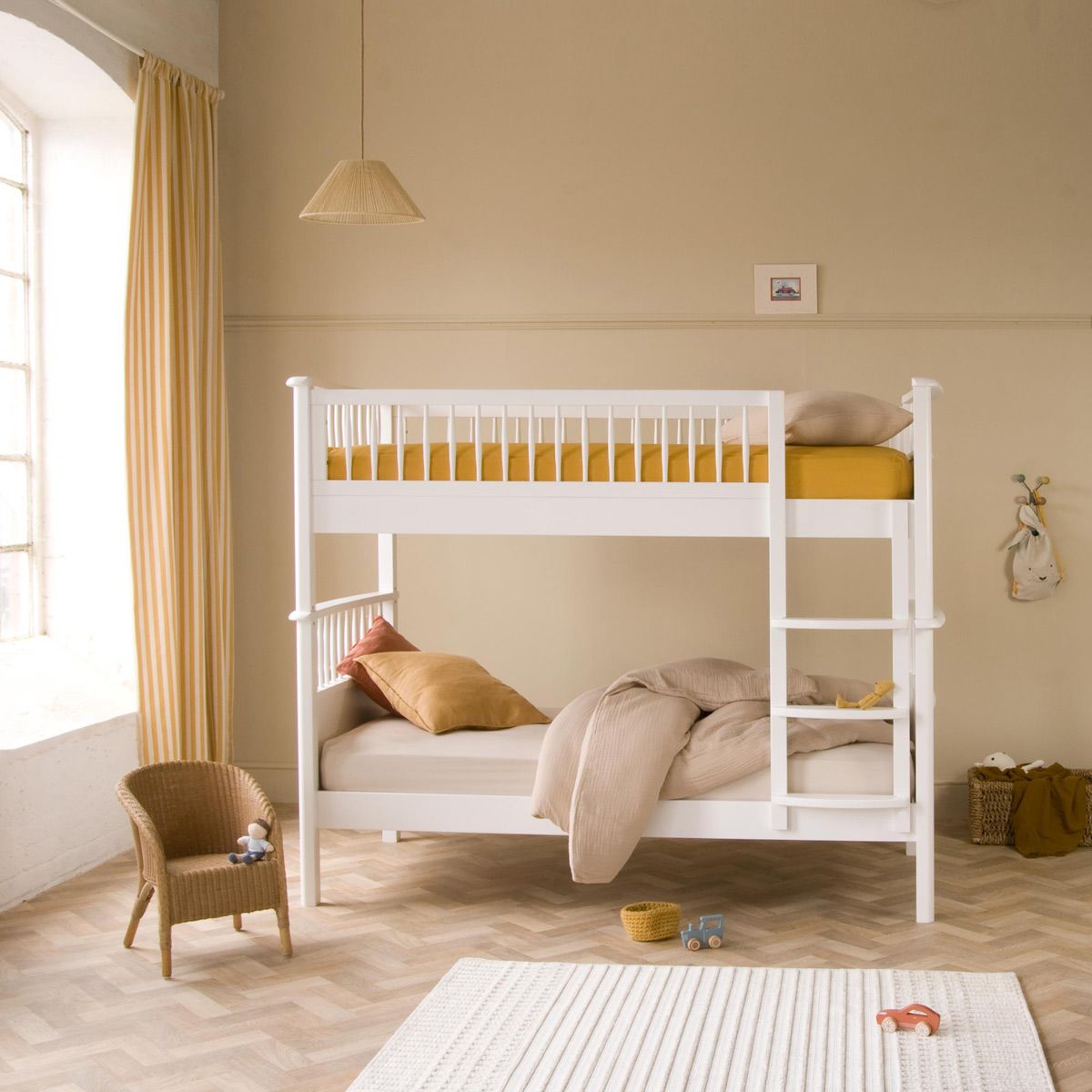Bowood Bunk Bed in Pure White