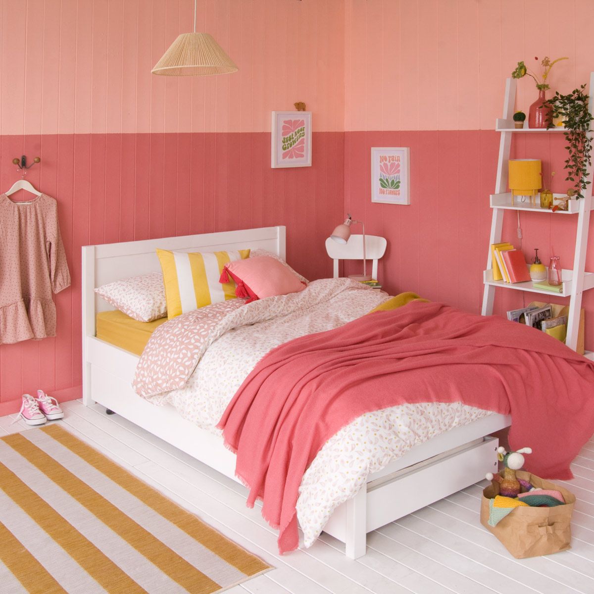 Classic Small Double Bed with Sleepover+Storage Trundle in Pure White
