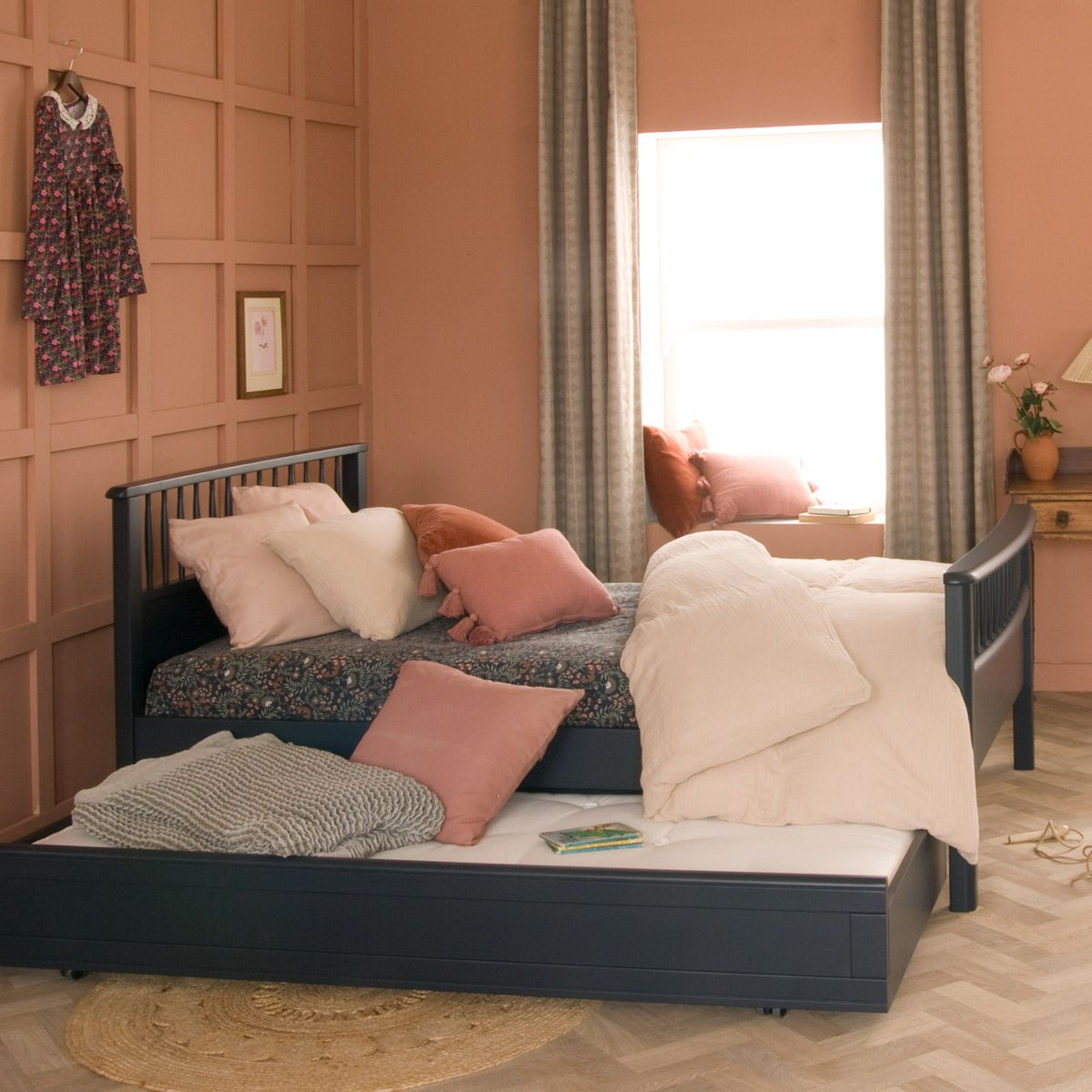 Bowood Small Double Bed in Painswick Blue