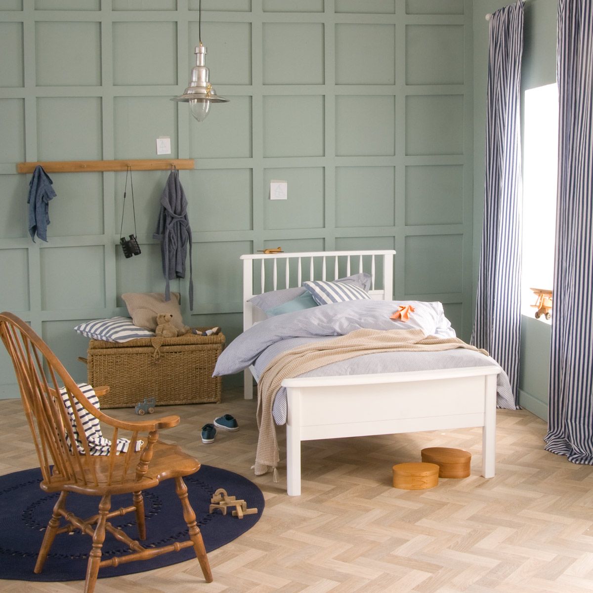 Bowood Single Bed with low footboard in Pure White