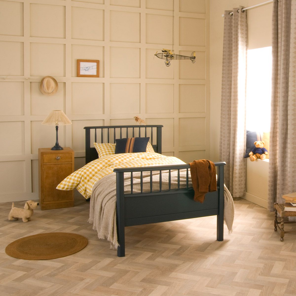 Bowood Single Bed with Trundle in Painswick Blue