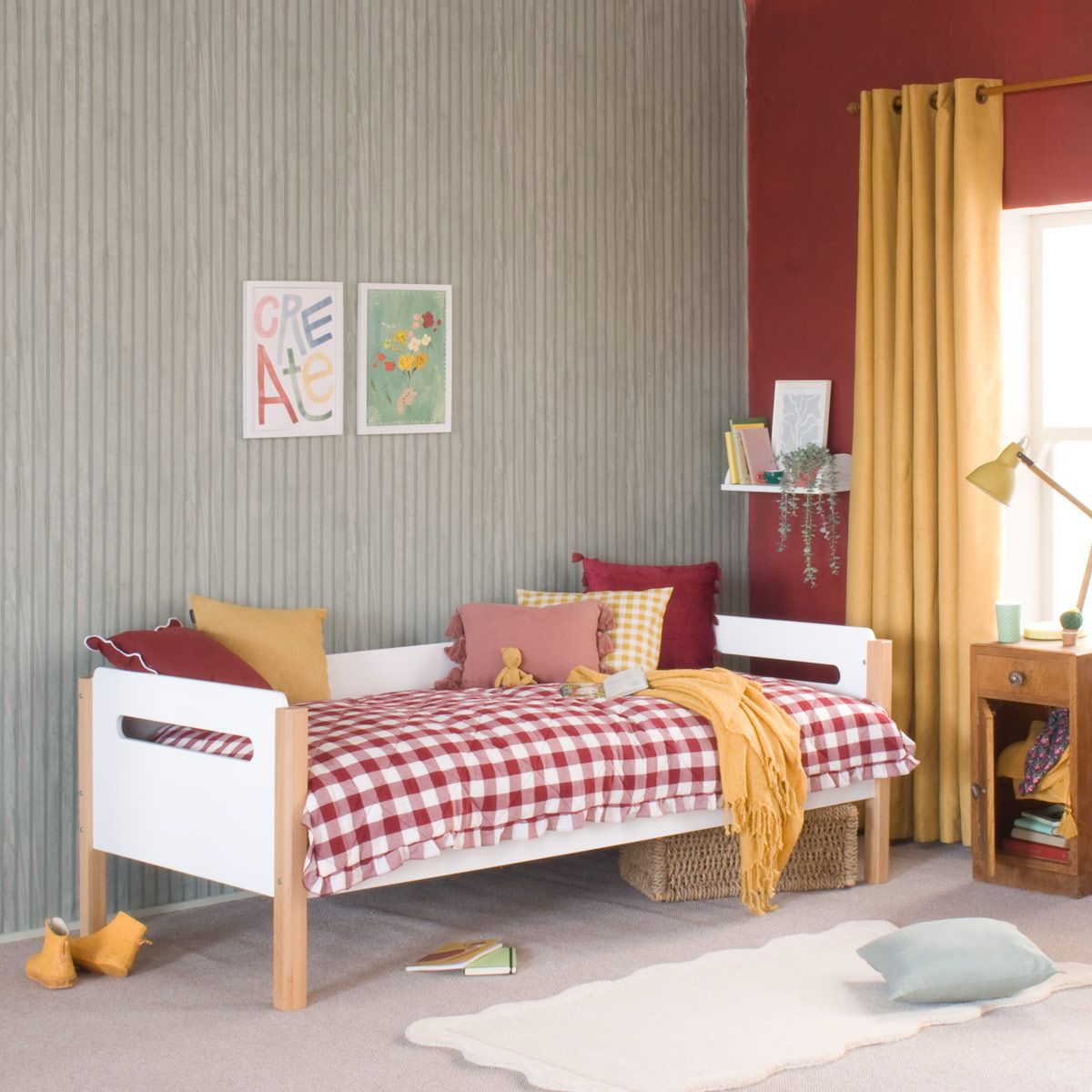 EDIT Daybed in Natural-White