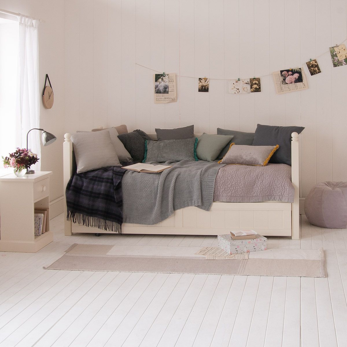 Fargo Daybed with Storage+Sleepover Trundle in Ivory White