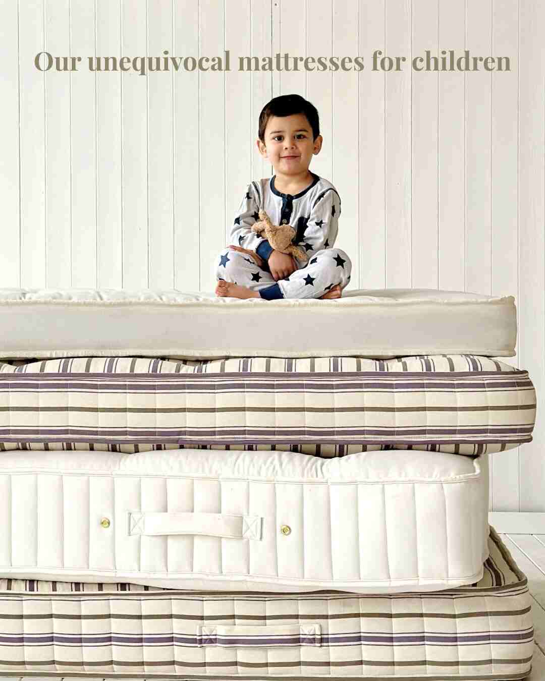EDIT Single Bed with sleepover+storage trundle in natural beech + white